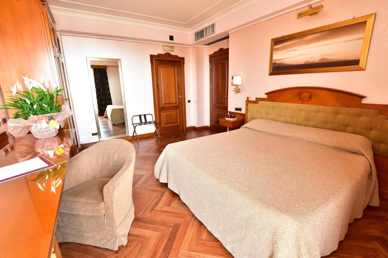 Palazzo Rosenthal Vesuview Hotel&resort